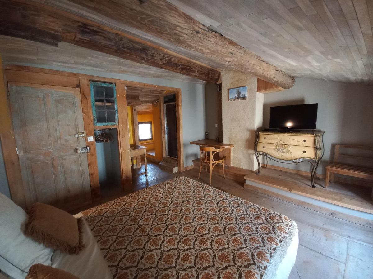 فندق La Casa De Boulbon المظهر الخارجي الصورة